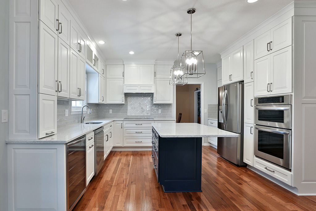 Kitchen Remodeling Project Photos | ValEquity Construction Columbus Ohio